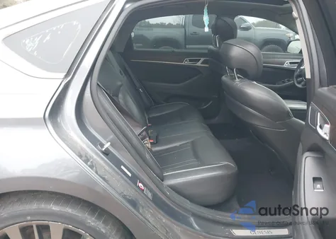 2015 Hyundai Genesis 5.0 z USA, uszkodzony, nr VIN KMHGN4JF1FU069531